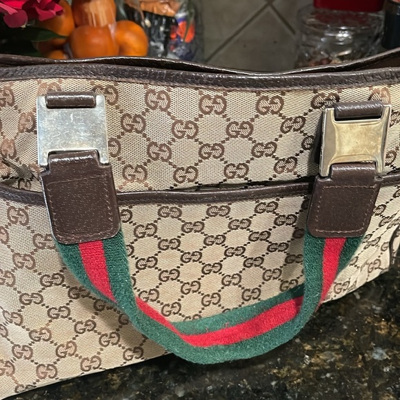 Authentic Gucci vintage tote - Picture 17 of 17